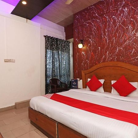 Oyo 72429 New Abhinandan Hotel Amroha Esterno foto