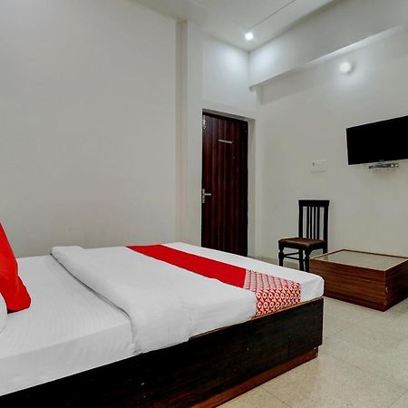 Oyo 72429 New Abhinandan Hotel Amroha Esterno foto