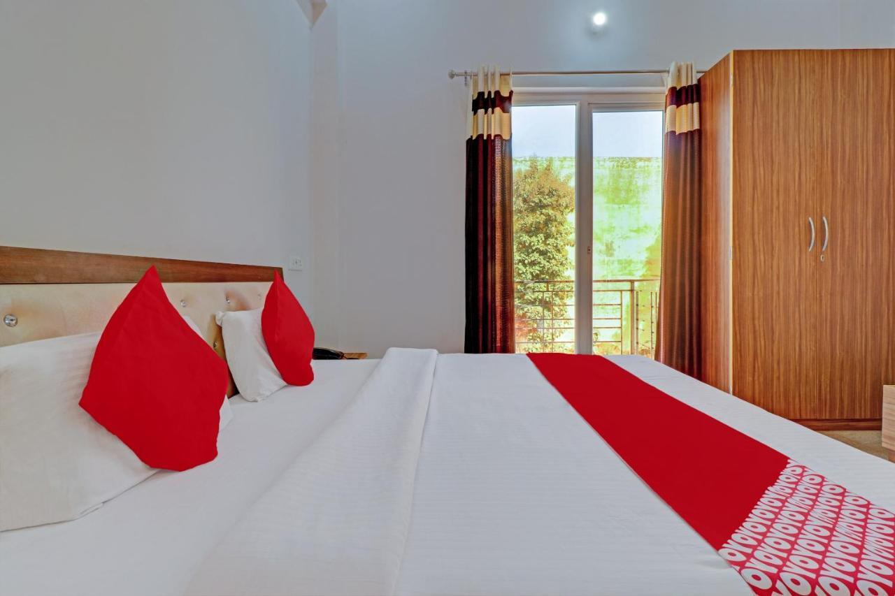 Oyo 72429 New Abhinandan Hotel Amroha Esterno foto