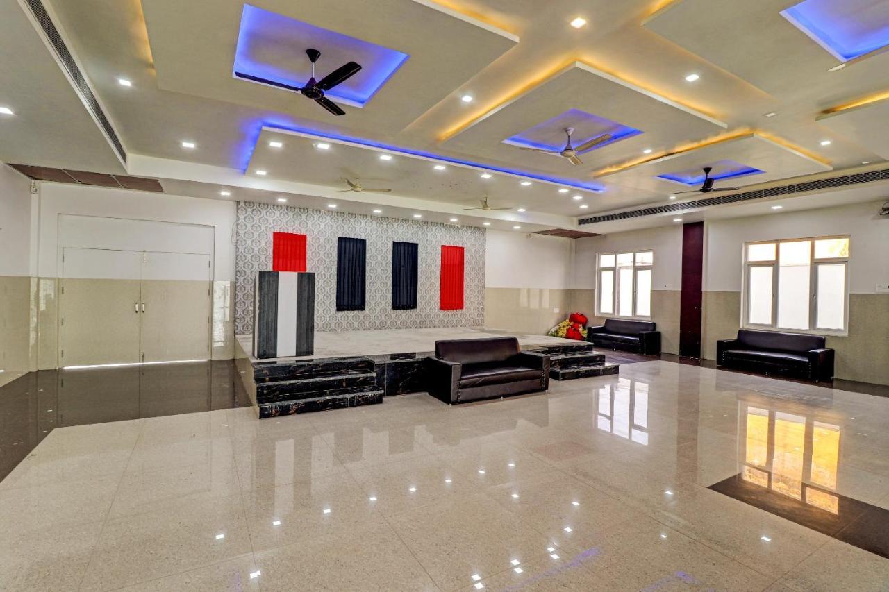 Oyo 72429 New Abhinandan Hotel Amroha Esterno foto